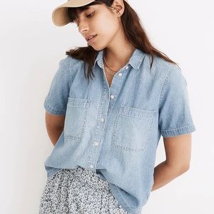 Madewell Denim Short-Sleeve Button-Up Shirt in Brickton Wash